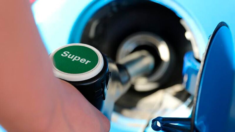 Im bundesweiten Durchschnitt kostete Super zuletzt rund 1,80 Euro je Liter.