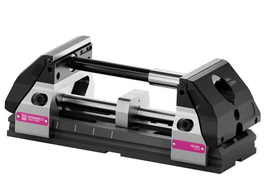 Das ist der neue Maschinenschraubstock Hilma.UC 125 von Stark Spannsysteme, einem Unternehmen der Roemheld-Gruppe. Nicht nur seine Flexibilität gilt als etwas Besonderes sondern auch, dass er die größte am Markt erhältliche Spannweite bietet. Hier mehr dazu ...(Bild:  Roemheld-Gruppe)