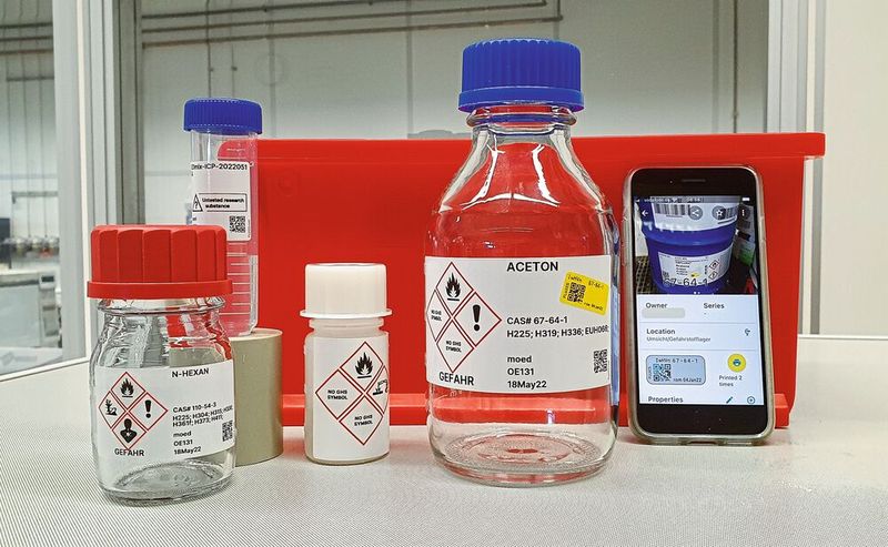 Abb.3: Etikettierung von Gefahrstoffen mit Rapid Label – Registrierung und Nachverfolgung mit Fluics Connect (Bild: Fluics)