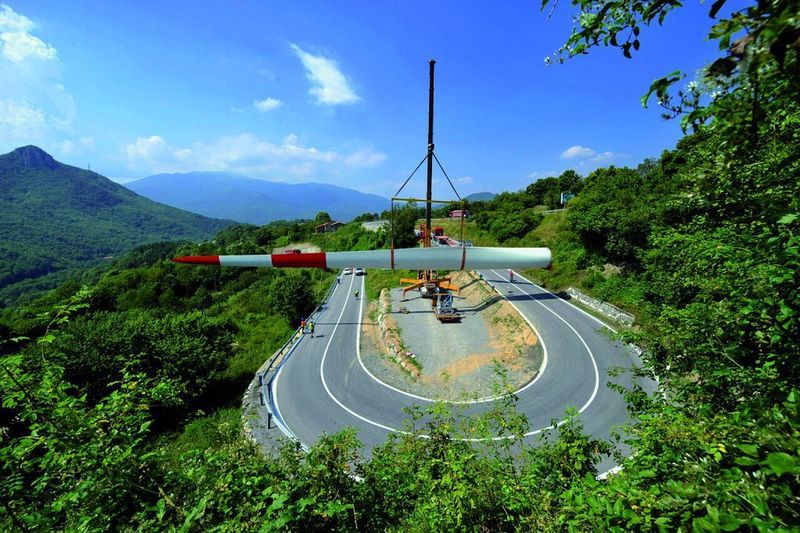 Bild 1: Die Kosten der hauptsächlich von Kurier-, Express- und Paketdiensten bekannten „letzten Meile“ spielen auch in der Logistik für Windkraftanlagen eine entscheidene Rolle. Bild: Nordex (Archiv: Vogel Business Media)