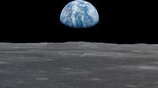 Blick vom Mond auf die Erde während der Apollo-11-Mission. (NASA)