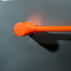 Der Cybertruck ist aufgrund seiner speziellen Stahllegierung sehr robust.(Bild:  Tesla)