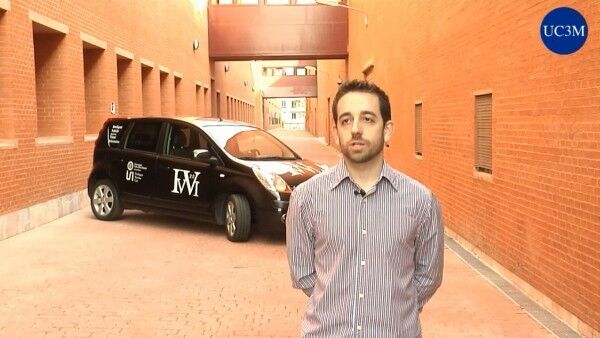 Enrique Martí: „Unsere Software errechnet aus den Sensorinformationen mithilfe eines einen leistungsfähigen Algorithmus exakt die aktuelle Position.“ (Bild: UC3M)