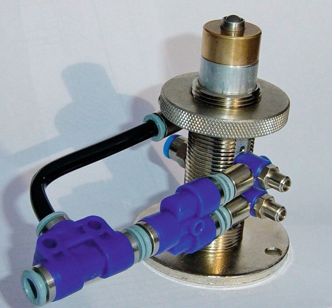 Zur mechanisch-pneumatischen Niveauregelung dient das Ventil LCV-HF. (Bild: Bilz)