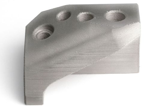 Luftkurvenschneid-Profilwerkzeuge sind eine Komponente von Stanzwerkzeugen. D2-Werkzeugstahl ist aufgrund seiner hohen Härte und Verschleißfestigkeit ein Schlüsselmaterial für diese Anwendung.(Bild:  Business Wire)