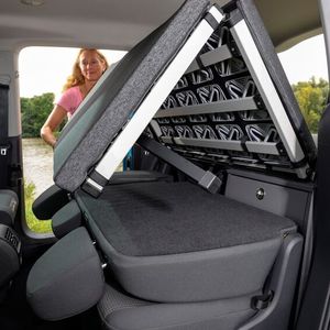 Das Bett ist aufklappbar.(Bild:  VW)