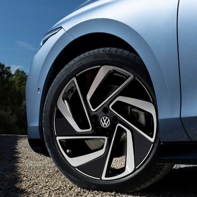 Im Jahr 2025 wurden weltweit deutlich mehr E-Autos verkauft. (Bild: Volkswagen)