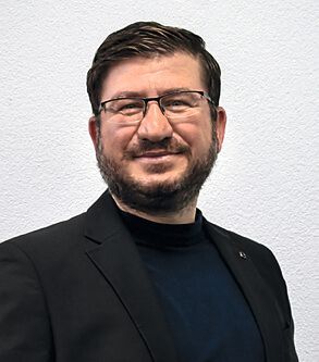 „Viele Konzerne legen zunehmend Wert auf den Schutz vor digitalen Bedrohungen“,  erklärt Gandhi Gabriel, Gründer und Geschäftsführer der SSB – Sicherheit, Service,  Beratung GmbH.  (Bild: SSB)