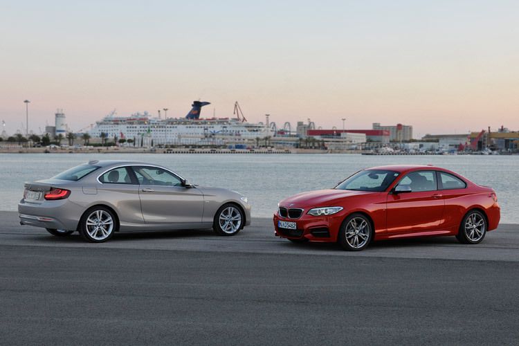 BMW hat das kleinste Coupé seiner Modellpalette erneuert und dabei in der Nomenklatur eine neue Baureihe geschaffen: den 2er. (Foto: BMW)