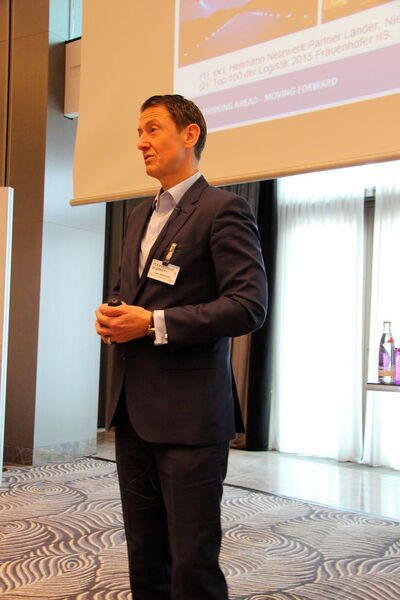 Uwe Neumeier, Chief Digital Officer von Hellmann Worldwide Logistics sprach in seinem Digital Strategy Case über die Logistik der Zukunft. (Vogel IT-Medien GmbH)