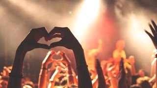 Welche Führunsgpersönlichkeit hat die meisten Fans auf Twitter? U.S. Präsident Donald Trump landet mit 30.133.036 Followern nur auf Platz zwei hinter Papst Fanziskus, der sage und schreibe 33.716.301 Follower hat. (gemeinfrei)