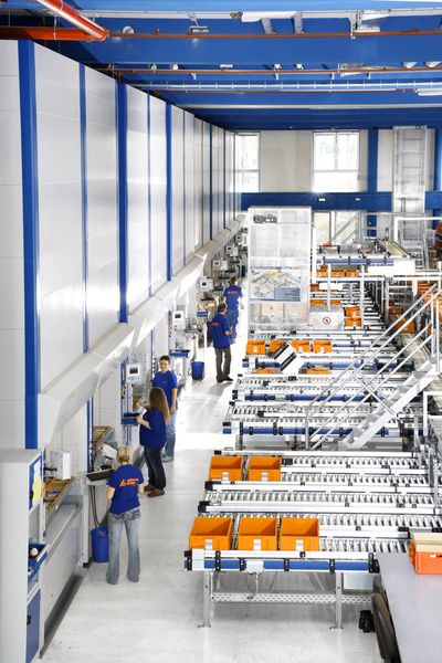 Das Logistikzentrum in Nürnberg ... (Bild: Hoffmann Group)