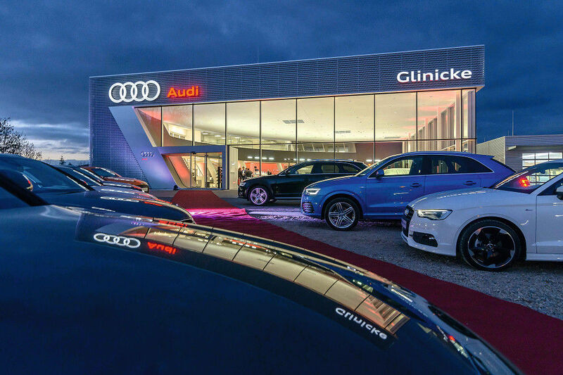 In Weimar hat die Glinicke-Gruppe im November den Audi-Standort neu eröffnet. Der Betrieb in der aktuellen Terminal-Architektur hat eine Ausstellungsfläche von 385 Quadratmetern. (Foto: Glinicke)