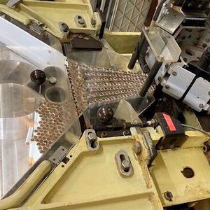 Per Zufall stießen die Ermittler zudem auf eine illegal betriebene Fertigung in den Niederlanden – mit 1,5 Millionen für den Verkauf vorbereiteten Zigaretten. (Bild:  Polizei Osnabrück)