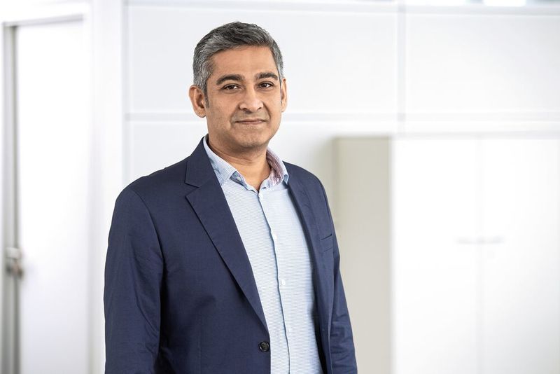 „Bestehende Anlagen betrachten wir als einen riesigen Datenschatz. Diese Anlagen nicht mit digitalen Lösungen nachzurüsten, wäre eine vertane Chance“, sagt Rohitashwa Pant, Chief Digital & Information Officer bei Schuler. (Schuler)