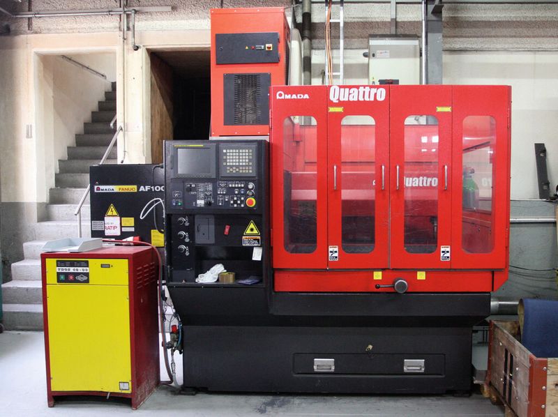 Die Laserschneidmaschine Amada Quattro – kompaktes Design und hohe Fertigungsgenauigkeit. (Bild: Anne Richter, SMM)