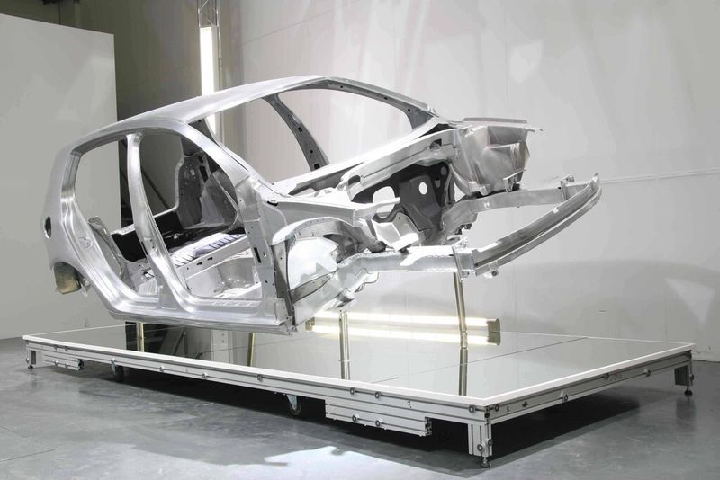 Entwickelt wurde die Karosserie im 6. Rahmenprogramm der EU. (Bild: Super-Light-Car)