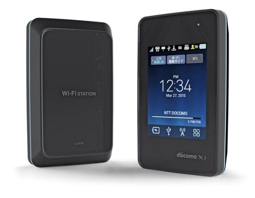 Red Dot Award 201 - Mobiler Wi-Fi-Router 122 L-01G von LG: Mit dem mobilen Wi-Fi-Router kann man unterwegs mit mehreren Geräten gleichzeitig über einen Zugang ins Internet gelangen. Der 3“-Touchscreen ist wie von Smartphones gewohnt einfach zu bedienen. Eine Wi-Fi-Verbindung und weitere Einstellungen sind unkompliziert eingerichtet. Mit der Ladefunktion können mobile Geräte auch aufgeladen werden; eine Energiesparfunktion kontrolliert den Stromverbrauch jeder Datenübertragung.  (Bild: Red Dot)