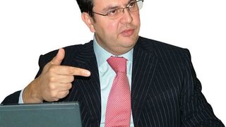 „Bis 2010 wollen unser Produktionsvolumen von derzeit 450 auf jährlich 700 bis 800 Maschinen steigern“, sagt Mario Stroppa, Geschäftsführer der Gildemeister Italiana S.p.A.  Bild: Kroh (Archiv: Vogel Business Media)