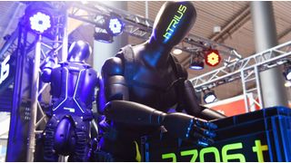 Rund um die Logimat präsentieren zahlreiche Komponentenhersteller ihre Neuheiten und ihre Produkte für die Intralogistik. (Bild: Nicolas Maack)