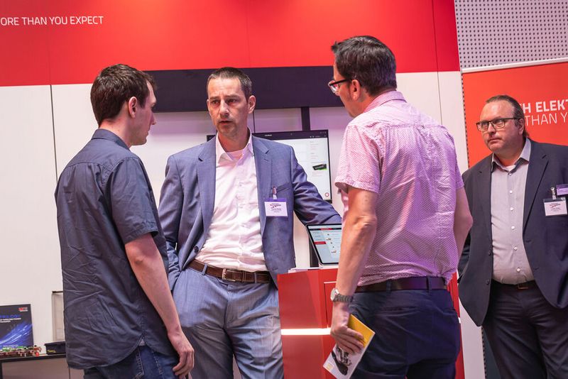 16. Anwenderkongress Steckverbinder: Der erste Steckverbinder-Tag am 5. Juli 2022 fokussierte neue Technologien und Trends wie den intelligenten Steckverbinder und KI in der Qualitätskontrolle, die additive Serienfertigung von Steckverbinder, DC-Verbindungstechnik, modulare Steckverbinder sowie messtechnische Verfahren. (Bild: Elektronikpraxis)