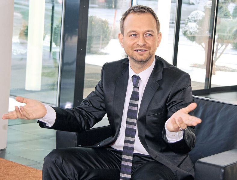 Philipp Wallner, Industrial Automation & Machinery Industry Manager bei MathWorks, erklärt, wie Ingenieure bei der Implementierung von Algorithmen zur vorrausschauenden Wartung unterstützt werden können. (MathWorks)