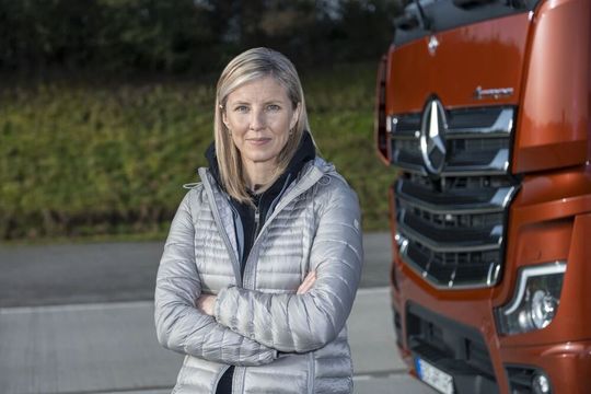 Das Daimler-Urgestein Martin Daum legt zum Jahresende sein Amt als Vorstandsvorsitzender bei Daimler Truck nieder. Für ihn kommt nun Karin Rådström, wie die dpa erfahren hat.(Bild:  Daimler Truck)