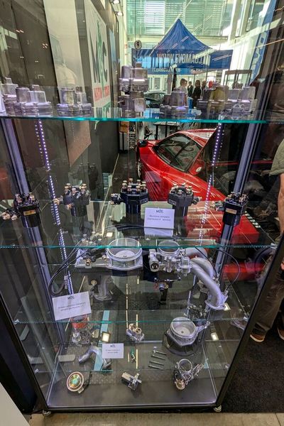 Nachdem auch italienische Marken, allen voran Ferrari, in Sachen Einspritzanlagen auf Bosch setzten, gibt es allen voran in Sachen K-Jetronic ebenso Instandstetzungsangebote in Italien. (Bild: Dominsky – VCG)