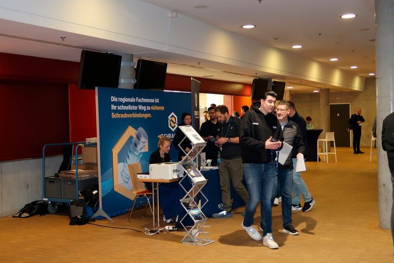 Impressionen von der Verbindungstechnikmesse Schraubtec am 16. April in der Stuttgarter Carl-Benz-Arena ... (Bild: P. Königsreuther)
