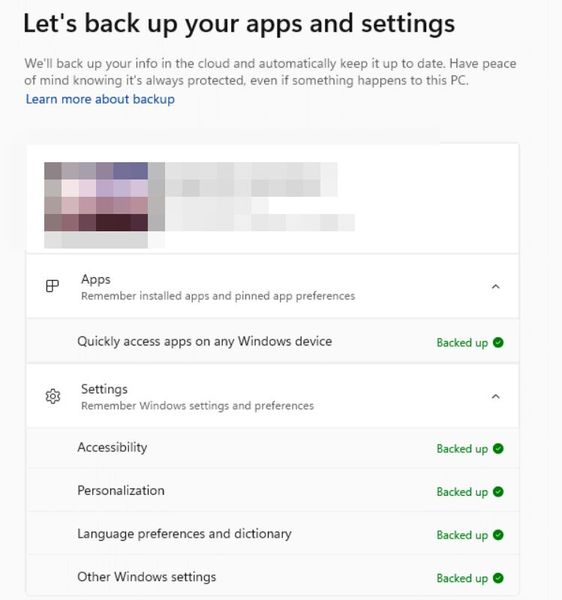 Die Sicherung von Apps und Einstellungen meldet für Barrierefreiheit, Personalisierung, Spracheinstellungen und weitere Windows-Einstellungen den Zustand „Backed up“ und liefert damit die Grundlage für die Rückkehr des Geräts nach dem Cloud Rebuild. (Bild: Joos | Microsoft)