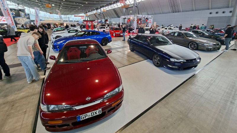 Erfreuen sich auch bei uns, und gerade beim jüngeren Publikum, einer wachsenden Beliebtheit: japanische Young- und Oldtimer. (Bild: Dominsky – VCG)