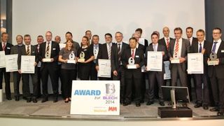 In sechs Kategorien wurden am ersten Messetag der Euroblech 18 Unternehmen von den Fachmagazinen MM MaschinenMarkt und Blechnet unter einer Vielzahl von Bewerbungen für ihre innovativen Leistungen ausgezeichnet. (Bild: Nuissl)