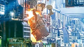 Jetzt soll das Thyssenkrupp-Stahlwerk in Duisburg zeigen, dass die Abgas-Chemie kein Luftschloss bleiben muss... (Thyssenkrupp)