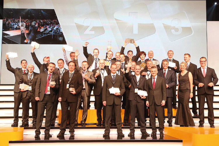 Die besten Länderteams und die Top 3 der einzelnen Fachrichtungen bei der RQWC 2013. (Foto: Volkswagen)