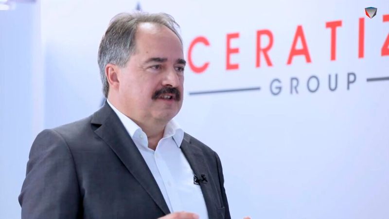 In einem zweiten Insight ging F&E-Direktor Dr. Uwe Schleinkofer gemeinsam mit den verantwortlichen Produktmanagern im Detail auf weitere Produkthighlights aus dem aktuellen Portfolio des Team Cutting Tools der Ceratizit-Gruppe ein.  (Bild: Ceratizit)