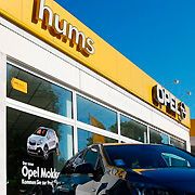 Das Opel-Autohaus Hums in Oelsnitz gehört seit dem 1. Oktober zum Autohaus Exner.(Foto:  Hums)