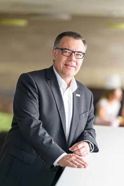 Ruhestand: Dr. Dirk Hoheisel, Geschäftsführer der Robert Bosch GmbH, geht zum 30. Juni 2019 in den Ruhestand. Der promovierte Elektrotechnik-Ingenieur ist seit 2012 Mitglied der Geschäftsführung. Insgesamt war Hoheisel fast 29 Jahre lang bei Bosch tätig. (Wolfram Scheible)