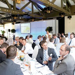 25 Jahre KW Software: Mitarbeiter und Geschäftspartner feierten.