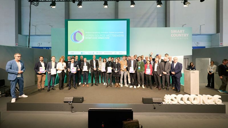 Finalisten und Jury beim Open Source Wettbewerb für die öffentliche Verwaltung 2026.(Bild:  © Copyright Nicolas DET)