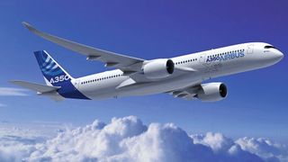 Bild 1: Ein Flugzeug enthält circa 60 m Abwasserrohre. Wenn sich darin Biofilme bilden, bedeutet das einen hohen Wartungsaufwand. Forscher versuchen, das durch das Festwalzen der Rohrinnenoberfläche zu verhindern. (Bild: Airbus)