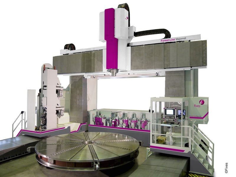 Das modular aufgebaute Forest-Liné Portal-Fräszentrum Majormill für große Bauteile mit Rundtisch sowie automatischer Fräskopfwechseleinheit. (Bild: Fives)