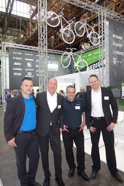 Das Zema-IT Team überlegt sich grad, ob sie gegen den Radprofi Marcel Wüst antreten. (Bild: IT-BUSINESS)