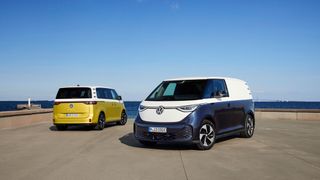 Der VW ID Buzz ist ab rund 64.600 Euro zu haben.  (Bild: VW)