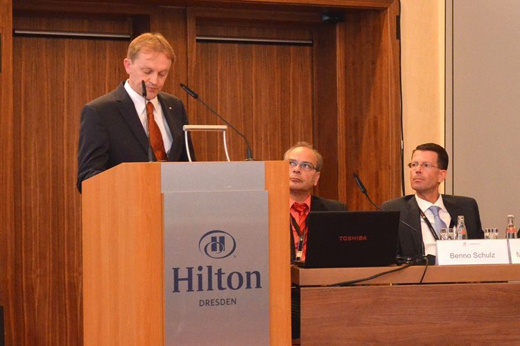 Frank Hoppe, Leiter des Arbeitskreises Aftersales, hatte zahlreiche Anliegen aus dem Werkstattbereich mitgebracht. (Foto: Grimm)