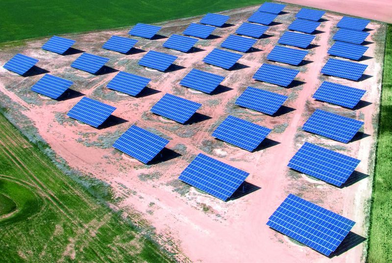 Seit dem Einstieg in die Solartechnik hat Gildemeister Solaranlagen mit einer Gesamtleistung von 51 MW installiert. (Archiv: Vogel Business Media)