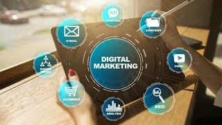 digital-marketing-technology-concept-internet-online-search-engine-optimisation-seo-smm-video-advertising-stockpack-adobe-stock-scaled (Quelle: WrightStudio - Adobe Stock)