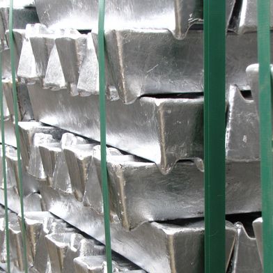 Aluminium from smelters in the Gulf region count for 13 per cent of German imports.  (Photo: Wikimedia Commons, CC BY-SA 4.0)