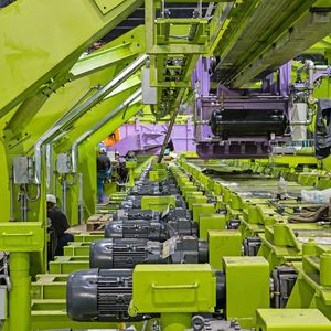 (Bild: Deutsche Edelstahlwerke/Hendrik Grzebatzki)