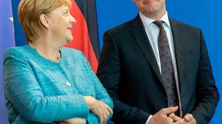 Ziemlich beste Freunde: Bundeskanzlerin Angela Merkel und Verkehrsminister Andreas Scheuer. (BMVI)