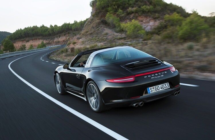 Die Markteinführung erfolgt Anfang Mai zu Preisen ab 109.338 Euro für den Targa 4. Der Targa 4 S kostet mindestens 124.094 Euro. (Foto: Porsche)